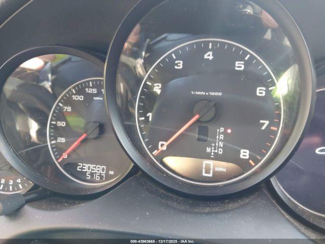 Porsche Cayenne Image 6