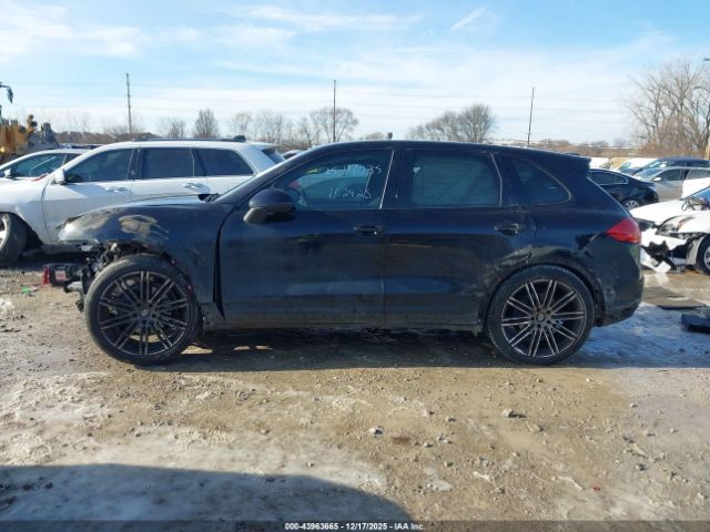 Porsche Cayenne Image 16