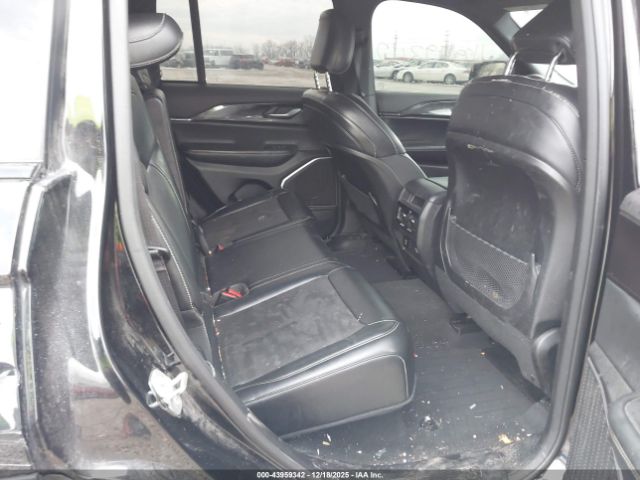 Jeep Grand Cherokee Altitude 4x4 Image 7