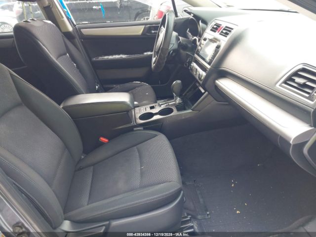 Subaru Outback 2.5i Premium Image 4