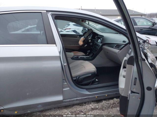 Hyundai SONATA Sport Image 7