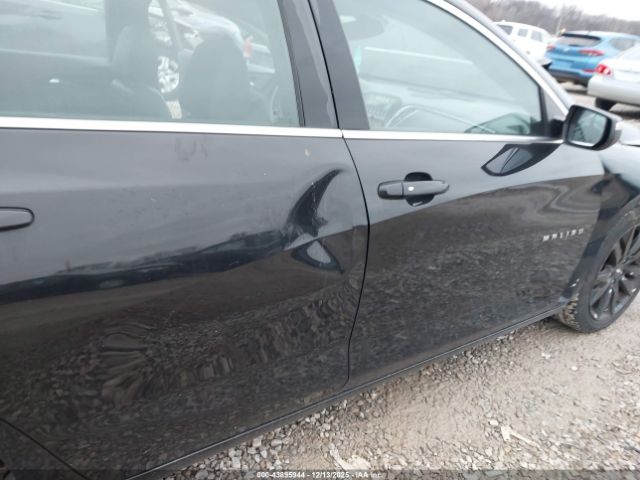 Chevrolet Malibu 1lt Image 9