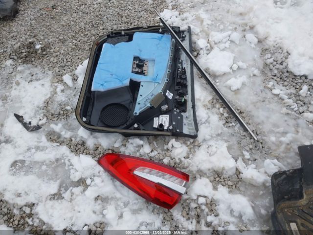 Ford Fusion Titanium Image 16