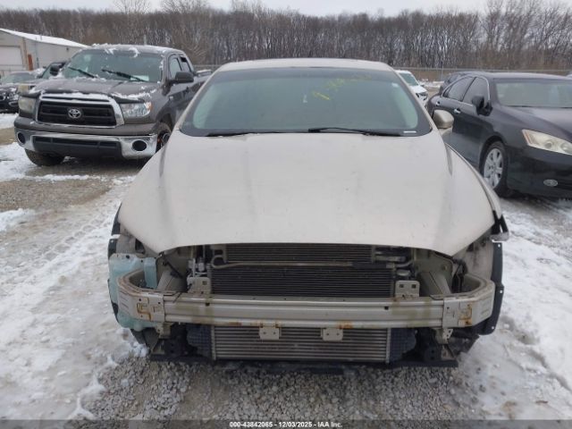 Ford Fusion Titanium Image 17