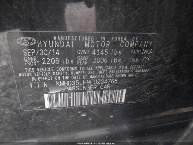 Hyundai ELANTRA Image 10