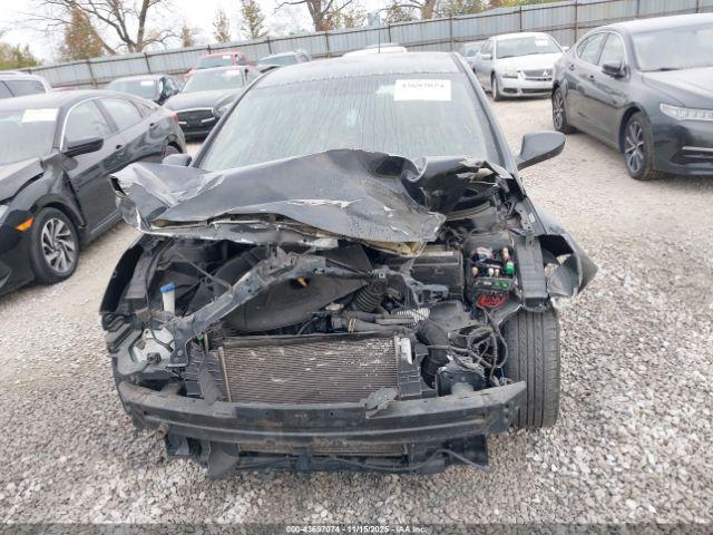 Hyundai ELANTRA Image 17