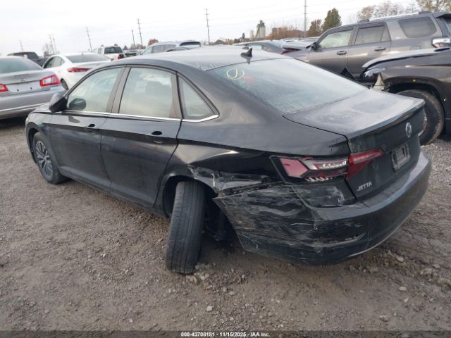 Volkswagen Jetta Image 4