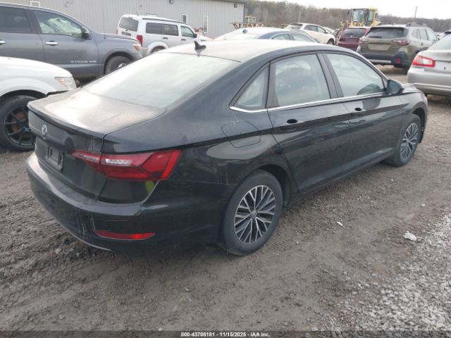 Volkswagen Jetta Image 15