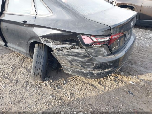 Volkswagen Jetta Image 5