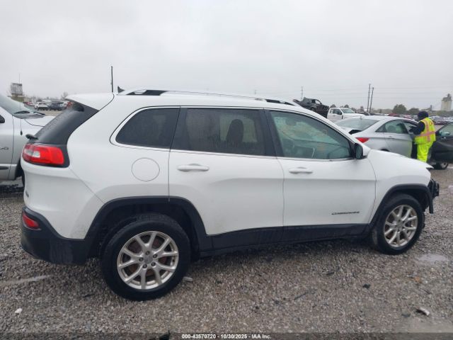Jeep Cherokee Latitude Image 16