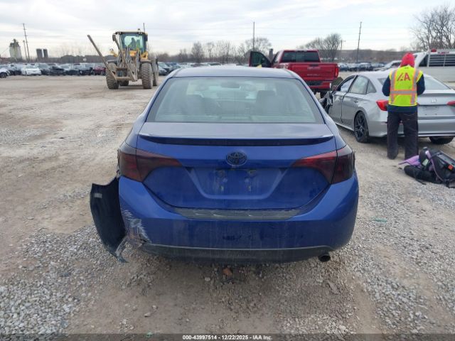 Toyota Corolla Se Image 13