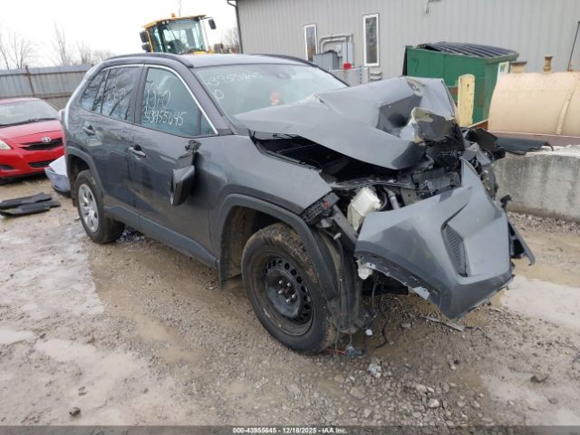 Toyota RAV4 Le Image 1