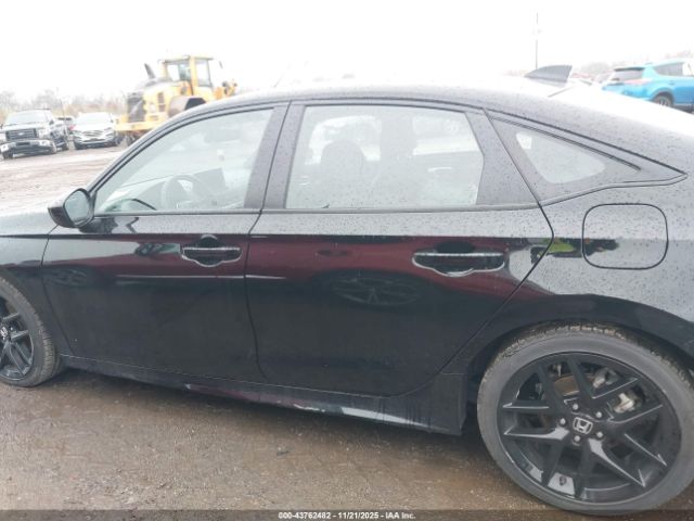 Honda Civic Sport Image 14