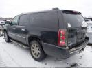GMC Yukon Denali Image 3