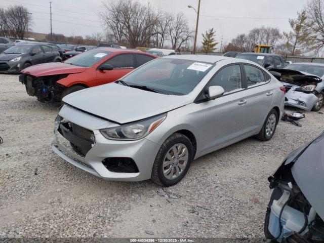 Hyundai ACCENT Se Image 15