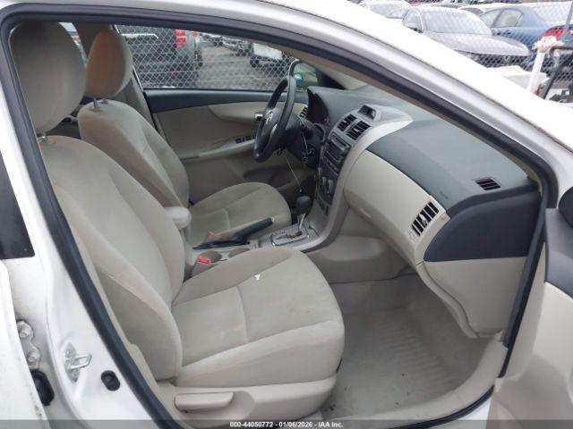 Toyota Corolla Le Image 15