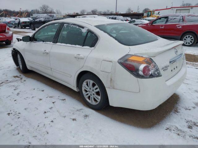 Nissan Altima 2.5 S Image 14