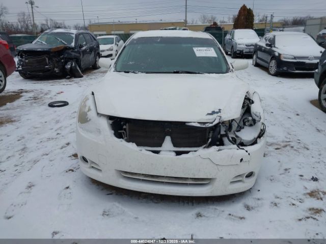 Nissan Altima 2.5 S Image 8