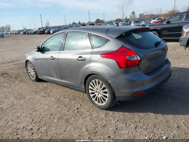 Ford Focus Titanium Image 12