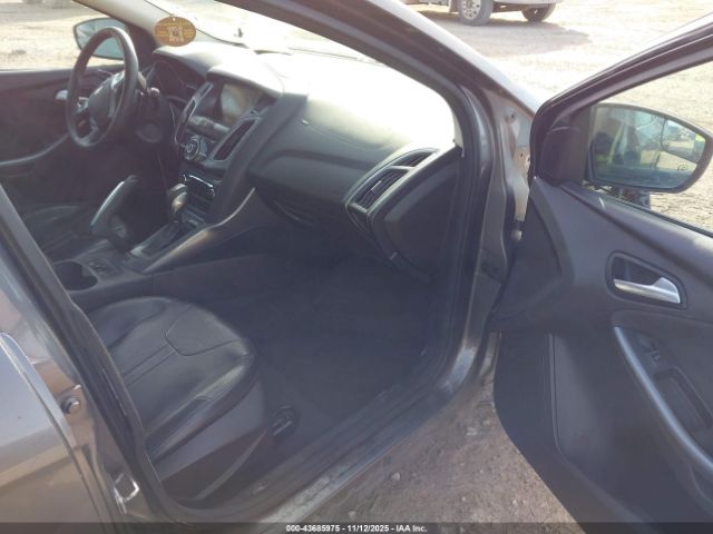 Ford Focus Titanium Image 4