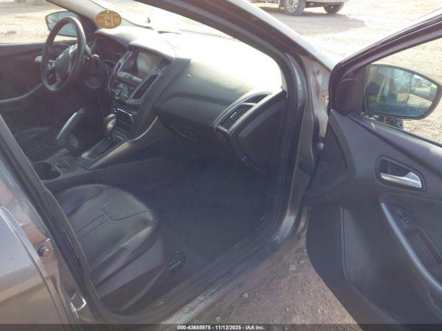 Ford Focus Titanium Image 4