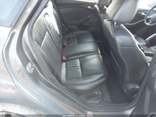 Ford Focus Titanium Image 9