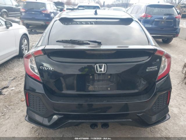 Honda Civic Sport Touring Image 18