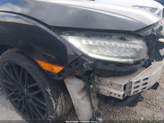 Honda Civic Sport Touring Image 3