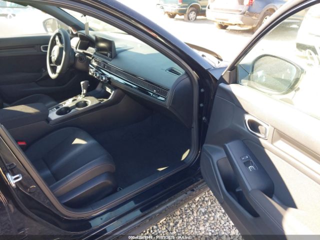 Honda Civic Sport Image 7