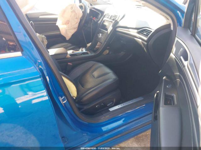 Ford Fusion Titanium Image 8