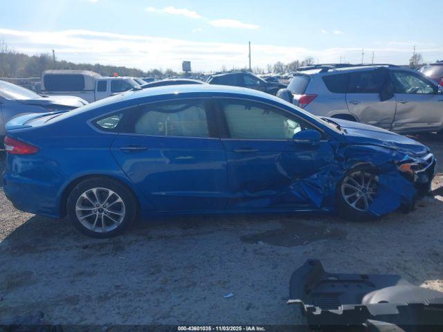 Ford Fusion Titanium Image 12