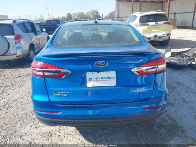 Ford Fusion Titanium Image 4