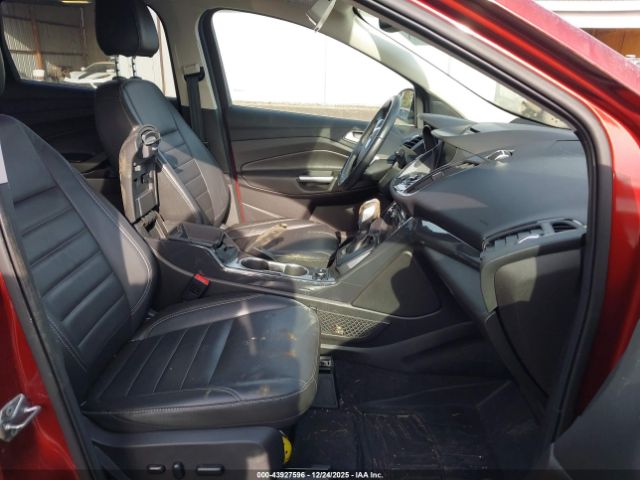 Ford Escape Titanium Image 4