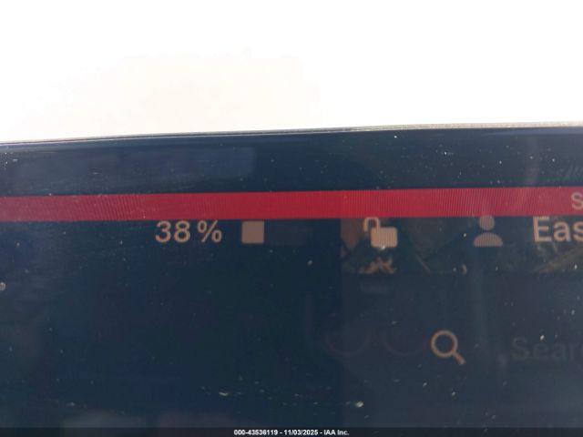 Tesla Model Y Image 14